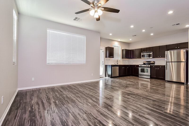 2,275/Mo, 10541 W Gilmore Ave Las Vegas, NV 89129 Misc View 3