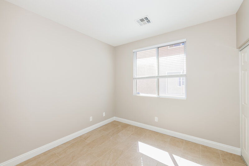 2,130/Mo, 486 Kirkstone Way Las Vegas, NV 89123 Bedroom View
