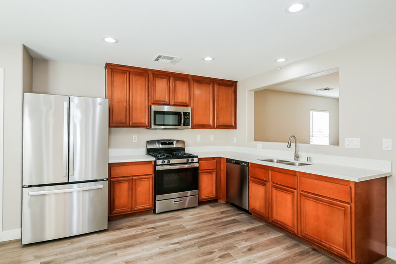 2,045/Mo, 7249 Huckaby Ave Las Vegas, NV 89179 Kitchen View
