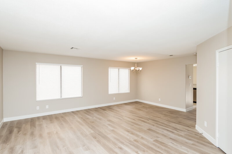 2,200/Mo, 2071 Club Crest Way Henderson, NV 89014 Living Room View