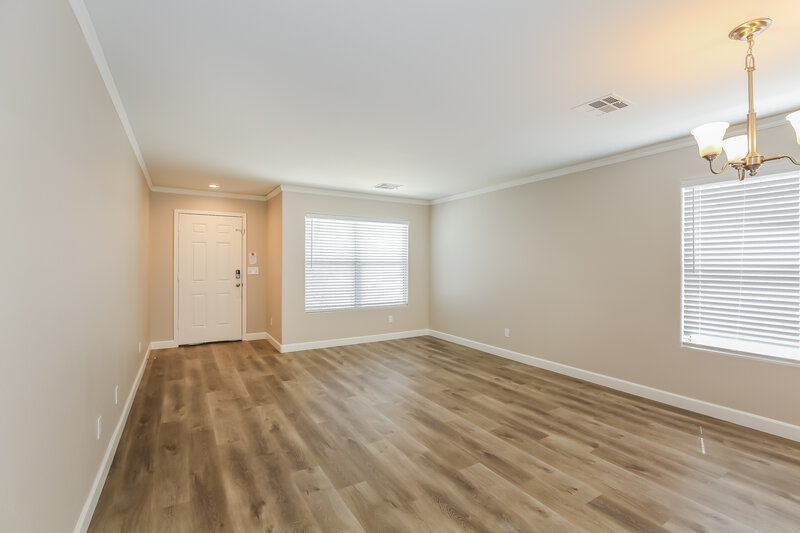 2,560/Mo, 326 Hopedale Ave North Las Vegas, NV 89032 Foyer View