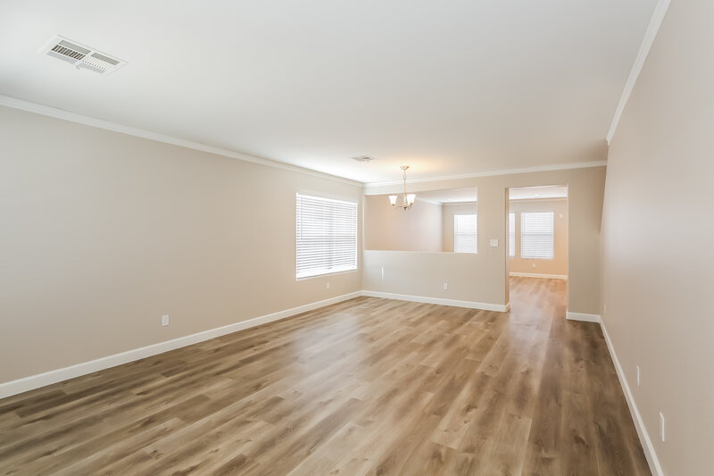 2,560/Mo, 326 Hopedale Ave North Las Vegas, NV 89032 Living Room View