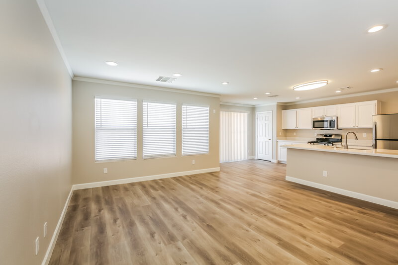 2,560/Mo, 326 Hopedale Ave North Las Vegas, NV 89032 Dining Room View