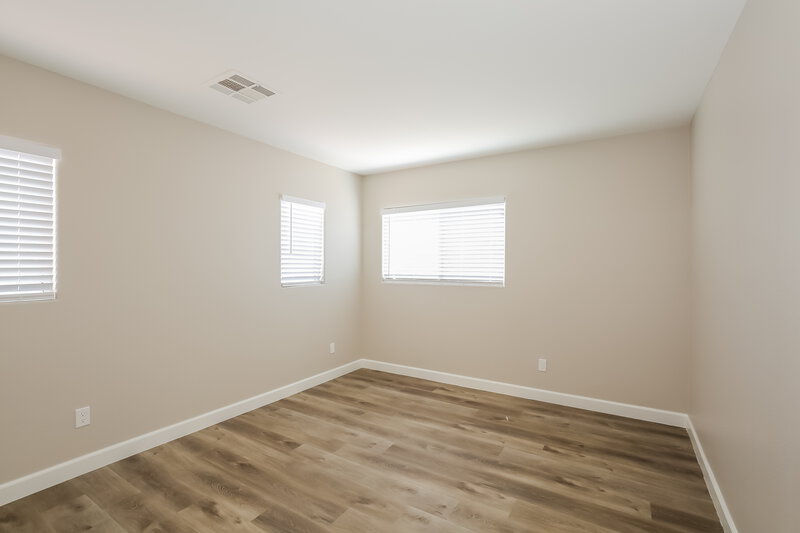 2,560/Mo, 326 Hopedale Ave North Las Vegas, NV 89032 Bedroom View 2