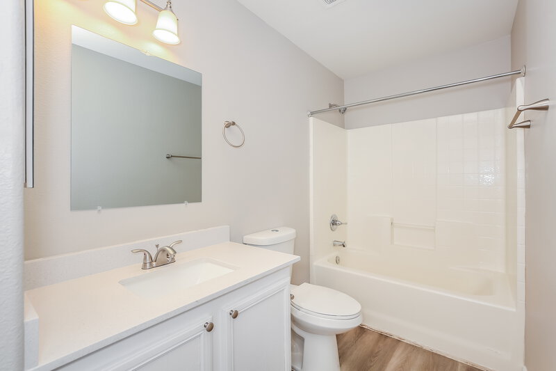 2,560/Mo, 326 Hopedale Ave North Las Vegas, NV 89032 Bathroom View