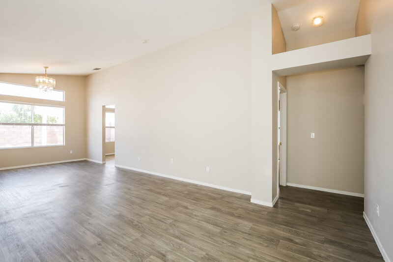 1,980/Mo, 1724 Villa Vista Way Las Vegas, NV 89128 Living Room View 3