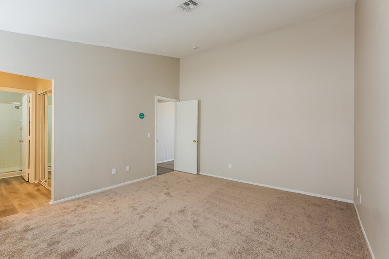 2,170/Mo, 1724 Villa Vista Way Las Vegas, NV 89128 Main Bedroom View
