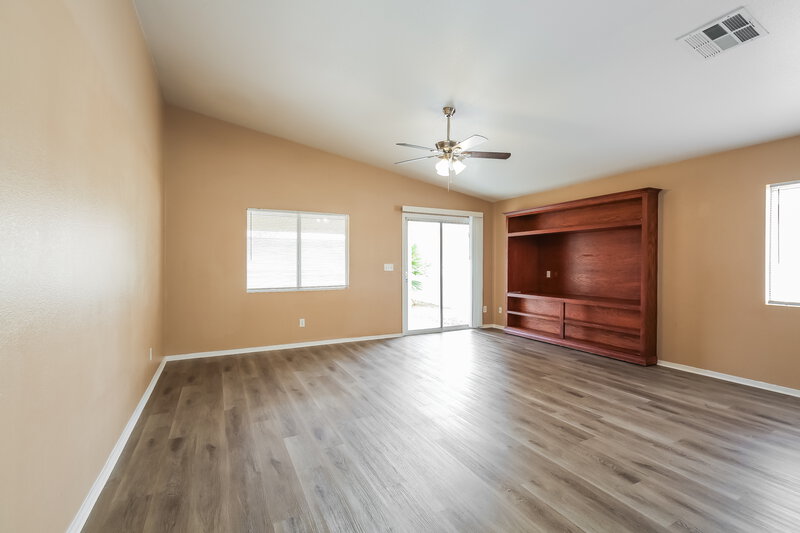 2,140/Mo, 1002 Emerald Stone Ave North Las Vegas, NV 89081 Living Room View
