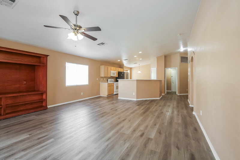 2,140/Mo, 1002 Emerald Stone Ave North Las Vegas, NV 89081 Living Room View 2