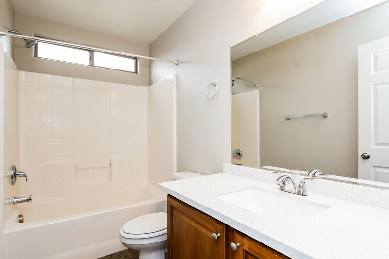 2,055/Mo, 604 Sumatra Pl Henderson, NV 89011 Bathroom View