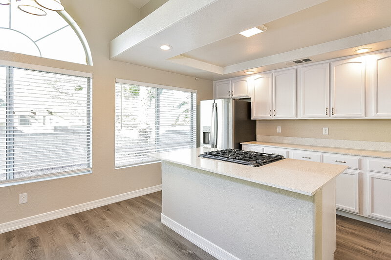 2,745/Mo, 8716 Texas Bronco Ave Las Vegas, NV 89129 Kitchen View 2