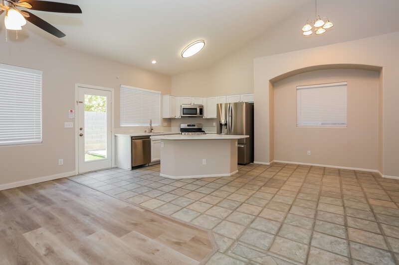 2,205/Mo, 9436 Plover Falls Ave Las Vegas, NV 89149 Kitchen View
