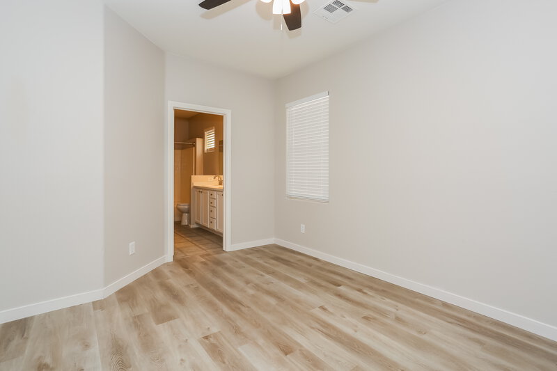 2,205/Mo, 9436 Plover Falls Ave Las Vegas, NV 89149 Bedroom View