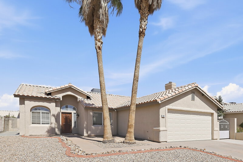 2,110/Mo, 922 Strider Dr Henderson, NV 89015 Front View