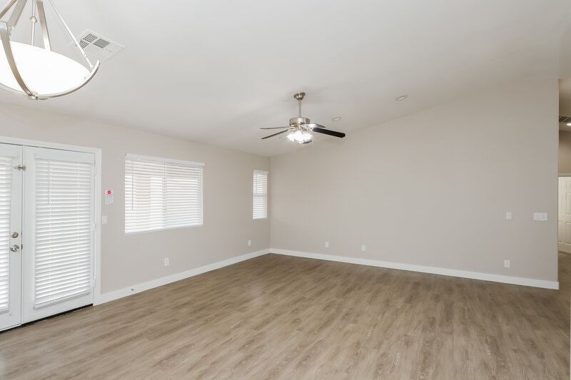 2,930/Mo, 922 Strider Dr Henderson, NV 89015 Living Room View 2