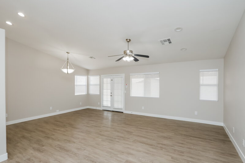 2,930/Mo, 922 Strider Dr Henderson, NV 89015 Living Room View 3