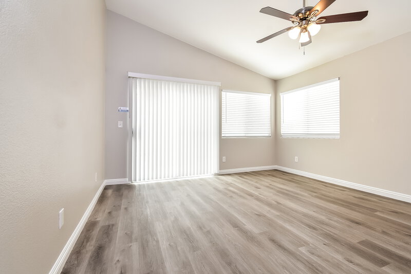 2,870/Mo, 3921 Marble Mountain St Las Vegas, NV 89129 Living Room View