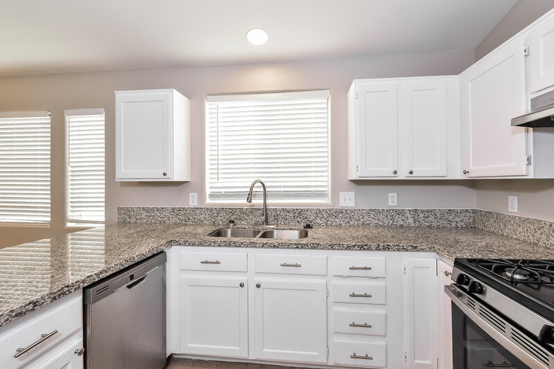 2,870/Mo, 3921 Marble Mountain St Las Vegas, NV 89129 Kitchen View