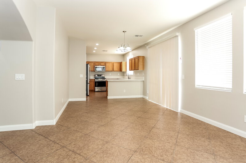 2,125/Mo, 5412 Whisper Bluff St North Las Vegas, NV 89031 Dining Room View