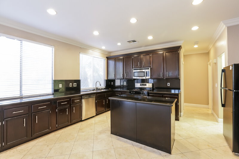 2,970/Mo, 6558 Candy Apple Cir Las Vegas, NV 89142 Kitchen View