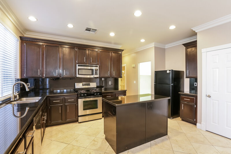 2,970/Mo, 6558 Candy Apple Cir Las Vegas, NV 89142 Kitchen View 2