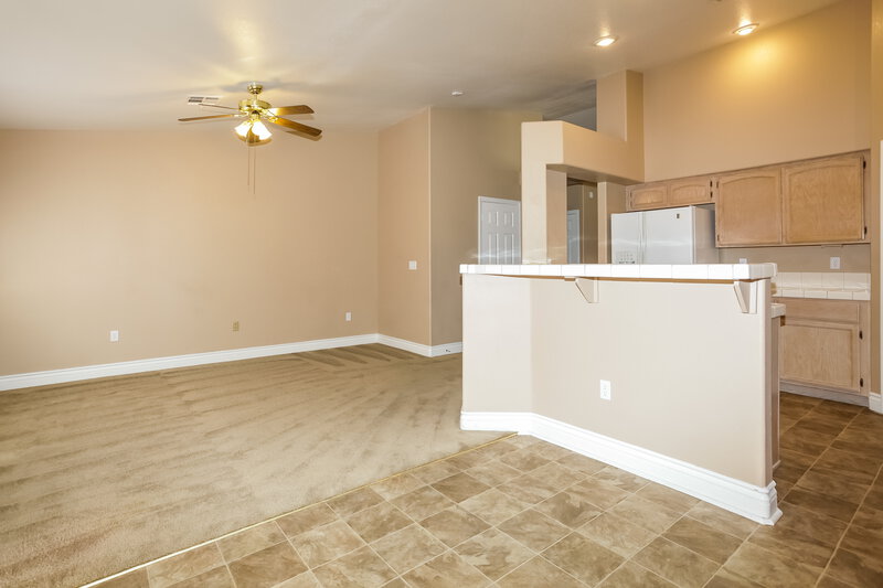 2,335/Mo, 3826 Coleman St North Las Vegas, NV 89032 Dining Room View