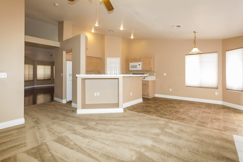 2,335/Mo, 3826 Coleman St North Las Vegas, NV 89032 Family Room View