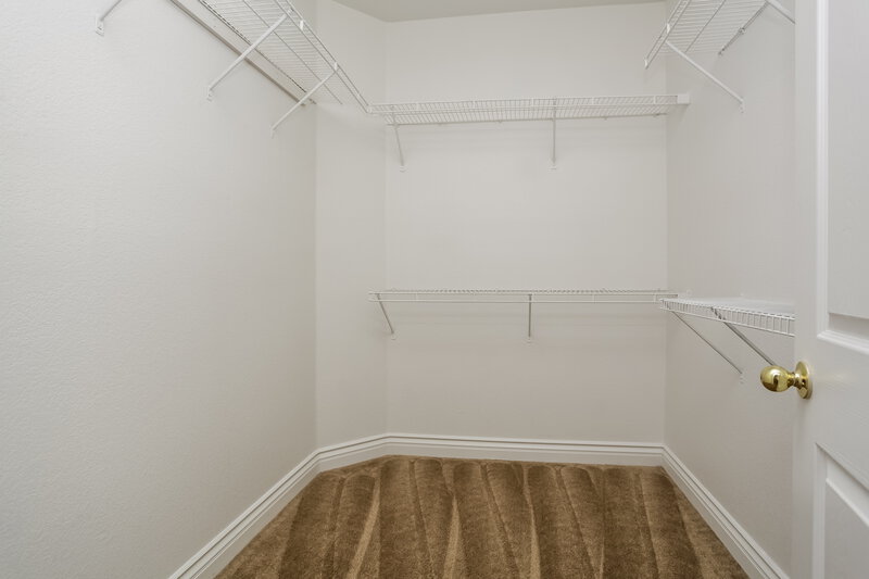 2,335/Mo, 3826 Coleman St North Las Vegas, NV 89032 Walk In Closet View