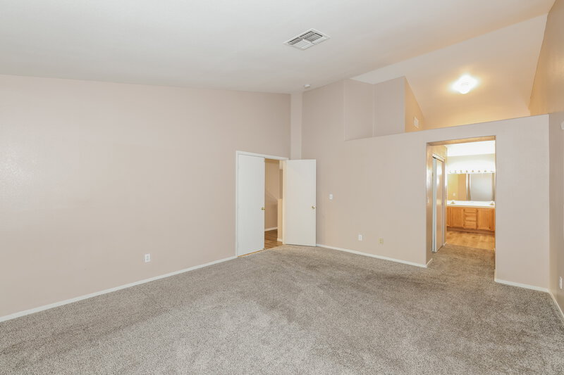 2,395/Mo, 533 Ancient Mayan Dr Henderson, NV 89015 Main Bedroom View 2