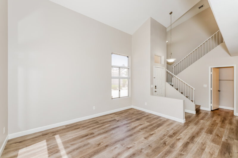 2,125/Mo, 2385 Cliffwood Dr Henderson, NV 89074 Living Room View 2