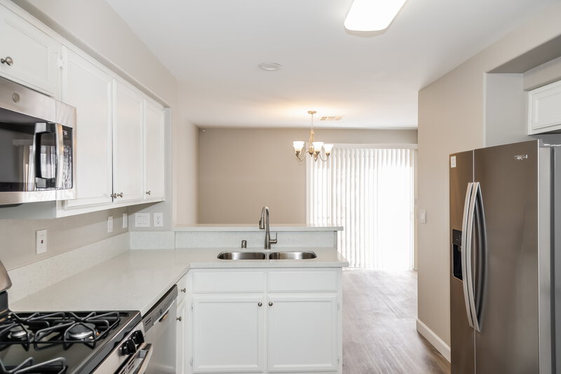 2,920/Mo, 2385 Cliffwood Dr Henderson, NV 89074 Kitchen View