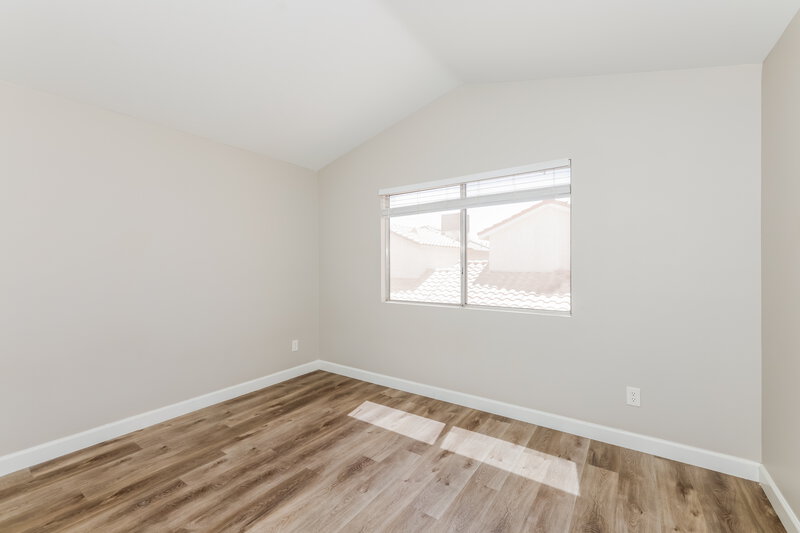 2,125/Mo, 2385 Cliffwood Dr Henderson, NV 89074 Main Bedroom View