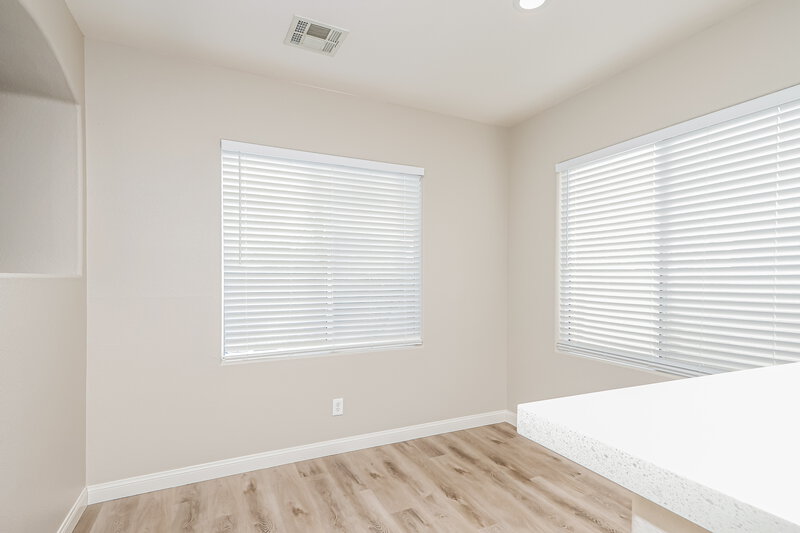 2,900/Mo, 857 Shining Rose Pl Henderson, NV 89052 Dining Room View
