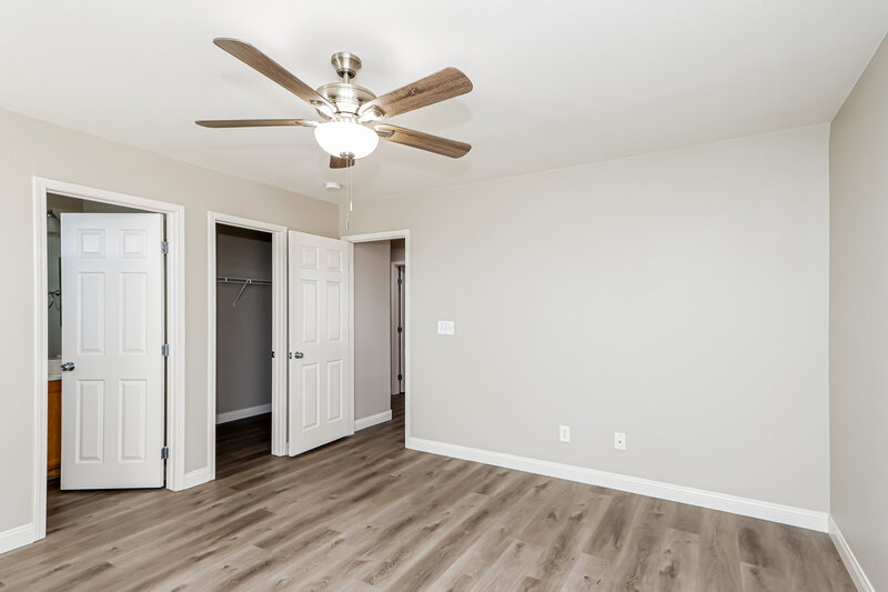 2,900/Mo, 857 Shining Rose Pl Henderson, NV 89052 Main Bedroom View 2