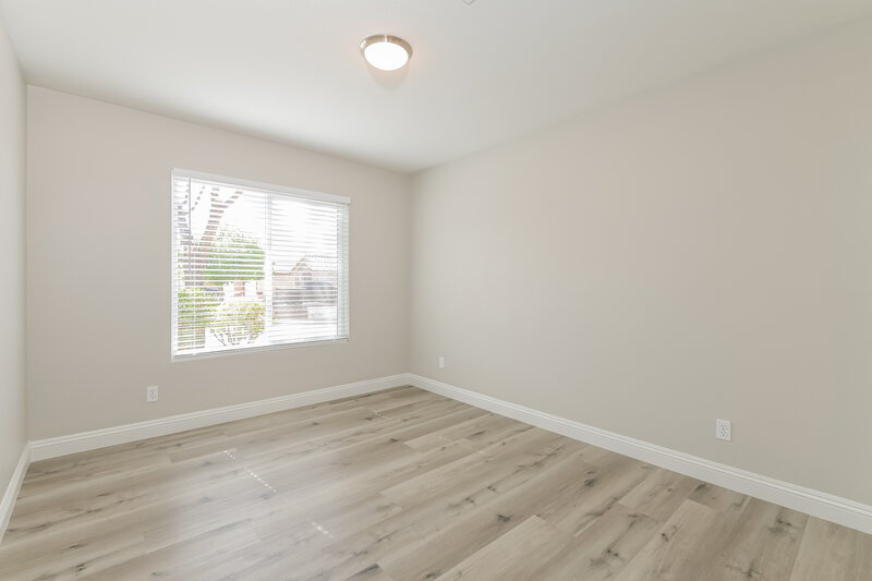 2,180/Mo, 736 Saratoga Springs St Henderson, NV 89015 Bedroom View 2