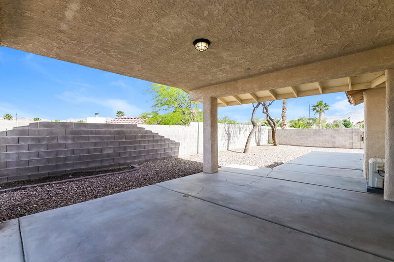 2,180/Mo, 736 Saratoga Springs St Henderson, NV 89015 Backyard View