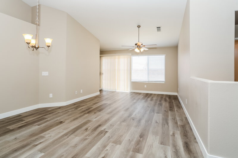 2,860/Mo, 3009 Saddle Hills Ct North Las Vegas, NV 89031 Living Room View