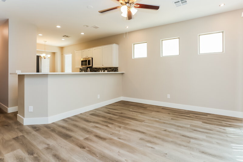 2,990/Mo, 605 W Coastal Dreams Ave North Las Vegas, NV 89031 Living Room View 2