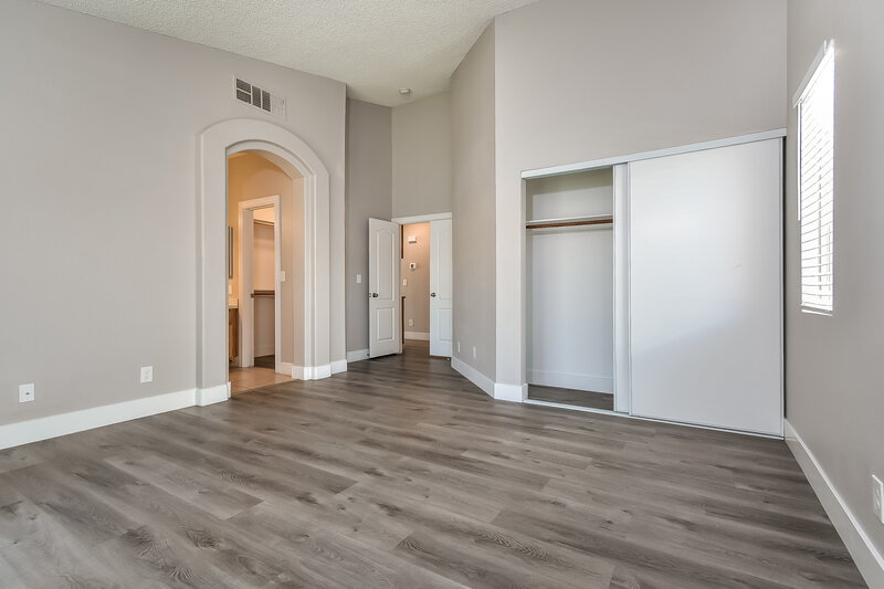 2,225/Mo, 5520 Red Sun Dr Las Vegas, NV 89149 Main Bedroom View 2