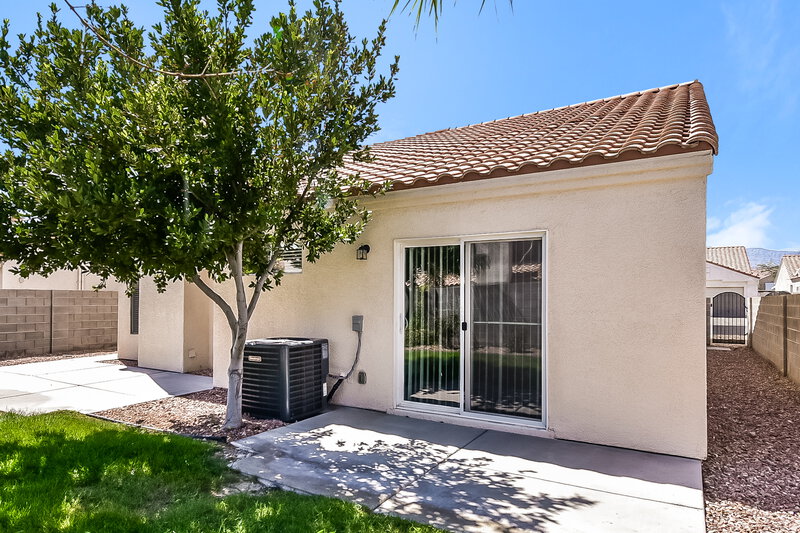 2,225/Mo, 5520 Red Sun Dr Las Vegas, NV 89149 Rear View