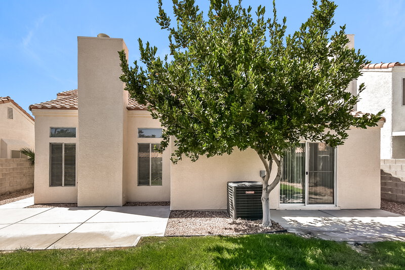 2,225/Mo, 5520 Red Sun Dr Las Vegas, NV 89149 Rear View 2