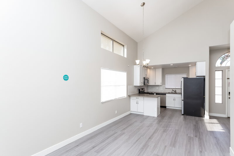 2,225/Mo, 2185 Hearts Club Dr Henderson, NV 89074 Living Room View 4