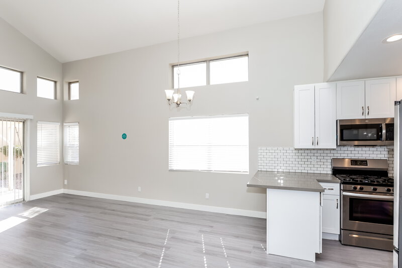 2,225/Mo, 2185 Hearts Club Dr Henderson, NV 89074 Dining Room View 2