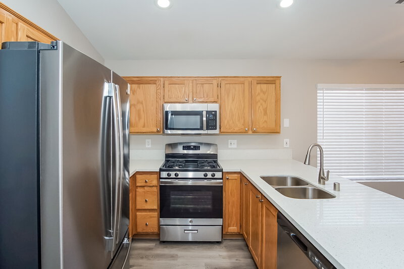 2,330/Mo, 9412 Morehouse Pl Las Vegas, NV 89123 Kitchen View