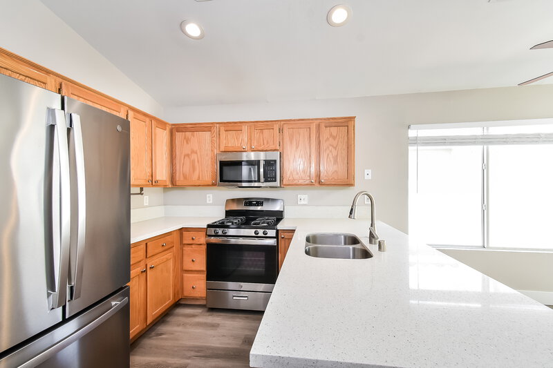 2,095/Mo, 9412 Morehouse Pl Las Vegas, NV 89123 Kitchen View