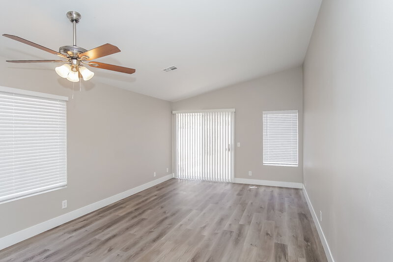 2,330/Mo, 9412 Morehouse Pl Las Vegas, NV 89123 Family Room View 2