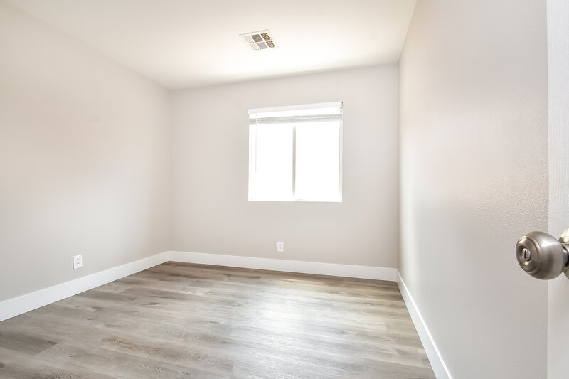 2,095/Mo, 9412 Morehouse Pl Las Vegas, NV 89123 Bedroom View 2
