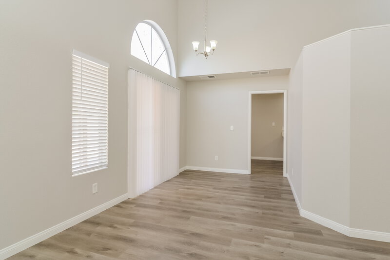 3,180/Mo, 1706 Autumn Rust Dr Las Vegas, NV 89119 Dining Room View