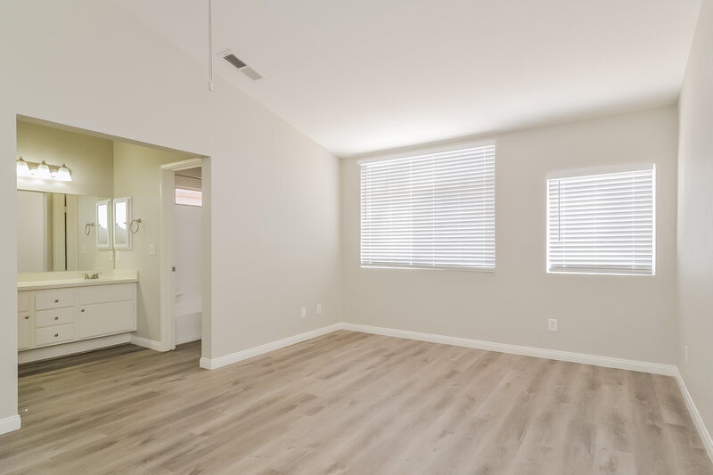 3,180/Mo, 1706 Autumn Rust Dr Las Vegas, NV 89119 Main Bedroom View