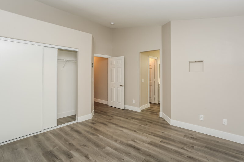 2,165/Mo, 5515 Black Sea Ct North Las Vegas, NV 89031 Main Bedroom View 2